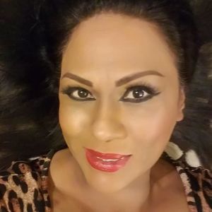 Meet your Posher, Silvia